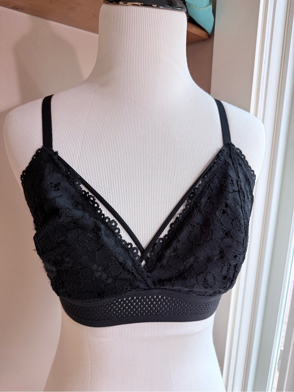 Xhilaration Black Lace Bralette with Strappy V-Front